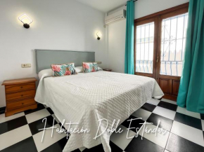 Micaela Charming Hostal, Torremolinos
